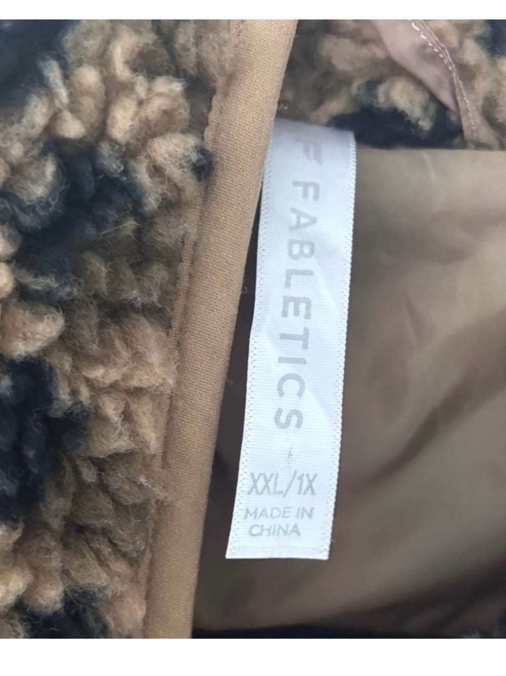 Cheetah Leopard Print Fabletics Tahoe Teddy Coat Snap Up Jacket XXL - Picture 4 of 6